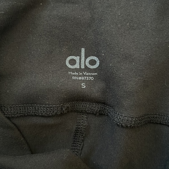 Alo Yoga high waist patina capri leggings - Picture 6 of 6